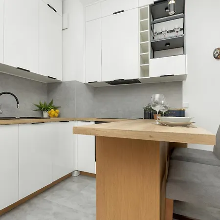 Klimatyczny Na Wilanowie Parking & Balkon By Renters Apartman